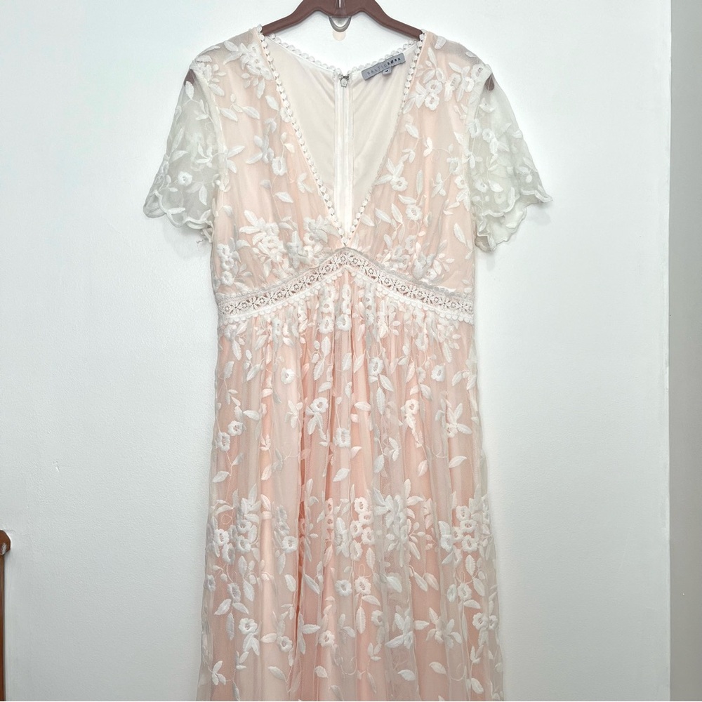 Baltic Born Ada Maxi Dress Size M - Tulle Feminine Whimsical Embroidered - Picture 2 of 16